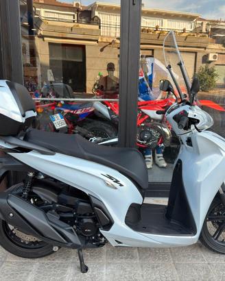 Honda SH 350 (2025)