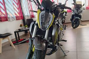 Um XTREET 125 RS 125 PRONTA CONSEGNA