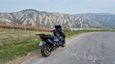 tmax 560 tech max 