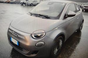 FIAT 500e Berlina 42 kWh Icon