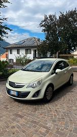 opel corsa 1.2 benzina - anno 2012
