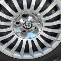 4 pneumatici Michelin + cerchi in lega Alfa Romeo 