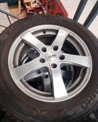 4 gomme invernali cerchi 215 60 16  per Fiat 500X
