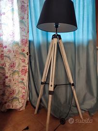 Lampada da terra / piantana