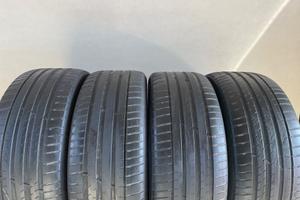 255/45/20 Michelin estive