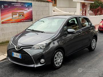 Toyota Yaris 1.0 5 Porte Lounge NAVI CAMERA - 2015