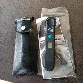 misuratore pressione gomme elettronico 