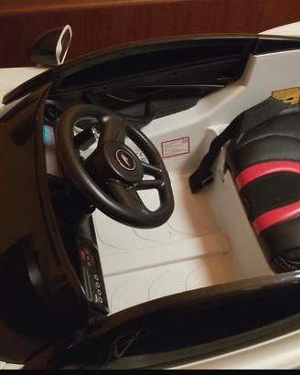Macchina elettrica McLaren 720s