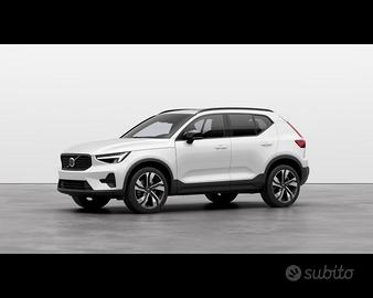 VOLVO XC40 B3 GEARTRONIC ULTRA DARK N603427