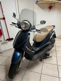 Piaggio Beverly Tourer 300 ie