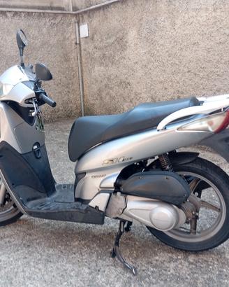 Honda sh 125i