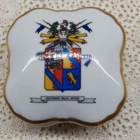 Scatolina con disegno militare 