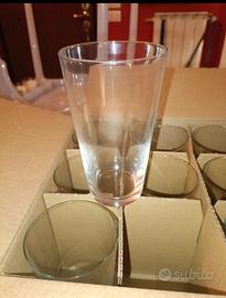 set di 12 bicchieri in vetro