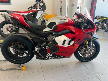 Ducati Panigale V4 R