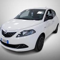 Lancia Ypsilon 1.0 firefly hybrid Gold s&s 70cv