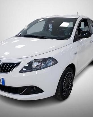 Lancia Ypsilon 1.0 firefly hybrid Gold s&s 70cv