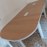 Tavolo da riunioni