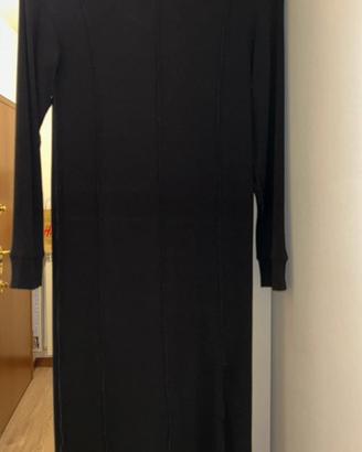 Vestito nero costine dettaglio incrociato schiena