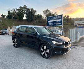 Volvo XC40 D3 Momentum