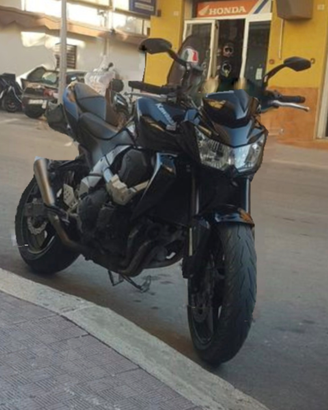 Kavasaki Z750