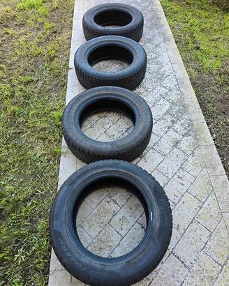 Nr 4 ruote invernali Pirelli