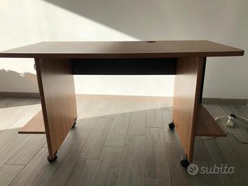 scrivania 130x60