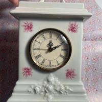 Orologio in porcellana