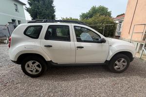 Dacia Duster 1.6 Bеnzina 105 CV Family –2016 – 58K