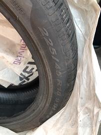 225/45/R18 pirelli sottozero