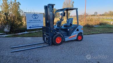 Carrello elevatore Om Forklift nuovo