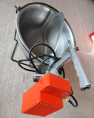 Paiolo polenta con motore elettrico