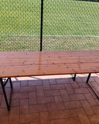 tavoli e panchine per giardini e dehor