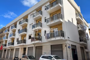 Box a Conversano Via Gian Battista Vico 1 locali