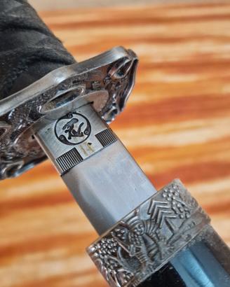 Katana nera artigianale non affilata