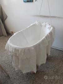 culla in legno fatta a mano 