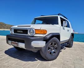 Toyota fj cruiser 4.0 v6 238cv benz