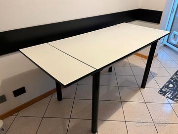 Tavolo cucina con allunghe