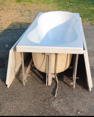 Vasca da bagno Teuco 170x70 in acrilico con pannel