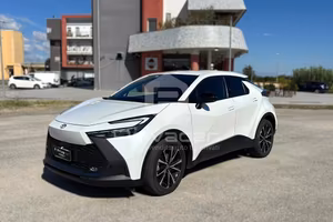 TOYOTA C-HR 1.8 HV Trend