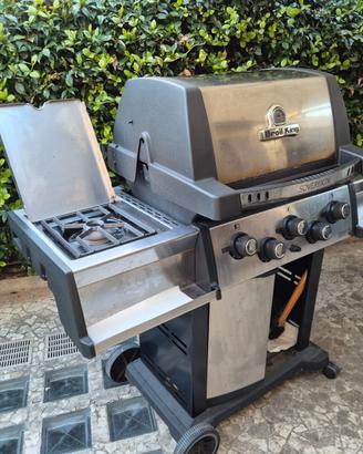      "Barbecue a gas Broil King Sovereign 90 
