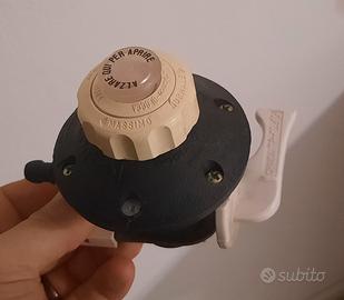 Regolatore GPL bombole gas