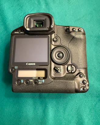 Canon eos 1D mk III