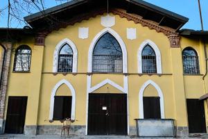 Locale artigianale completamente ristrutturato