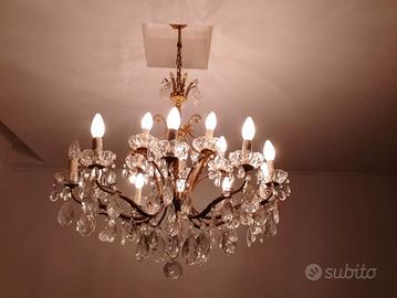 Lampadario con gocce di cristallo