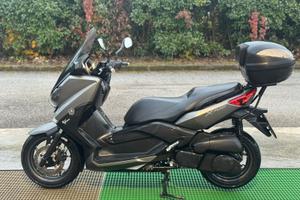 Yamaha xmax 250