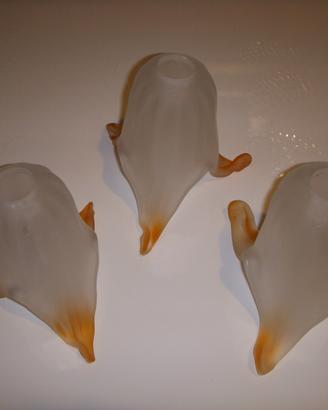 Tre bocce in vetro per lampdario