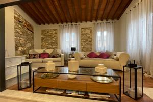 Appartamento totalmente ristrutturato e arredato