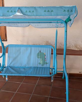 Dondolino azzurro per bambini