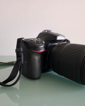 Nikon D7200 + 3 Obiettivi  + 3 batterie + Borsa
