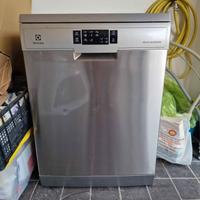 lavastoviglie electrolux